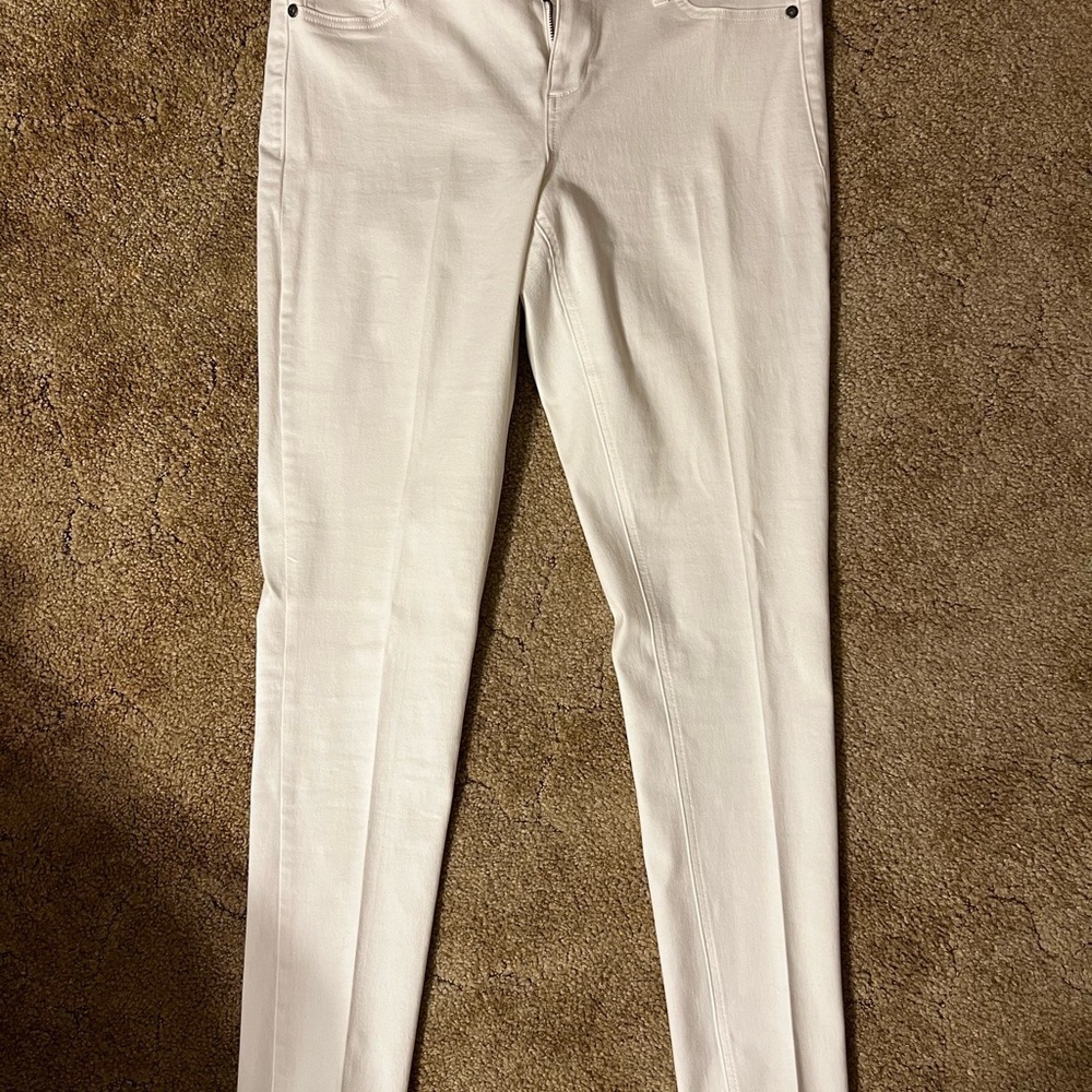 Maurices Women's Skinny Jeans in Cream